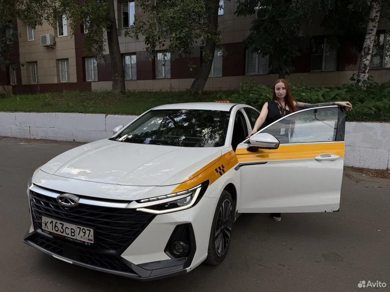 Chery Arrizo 8